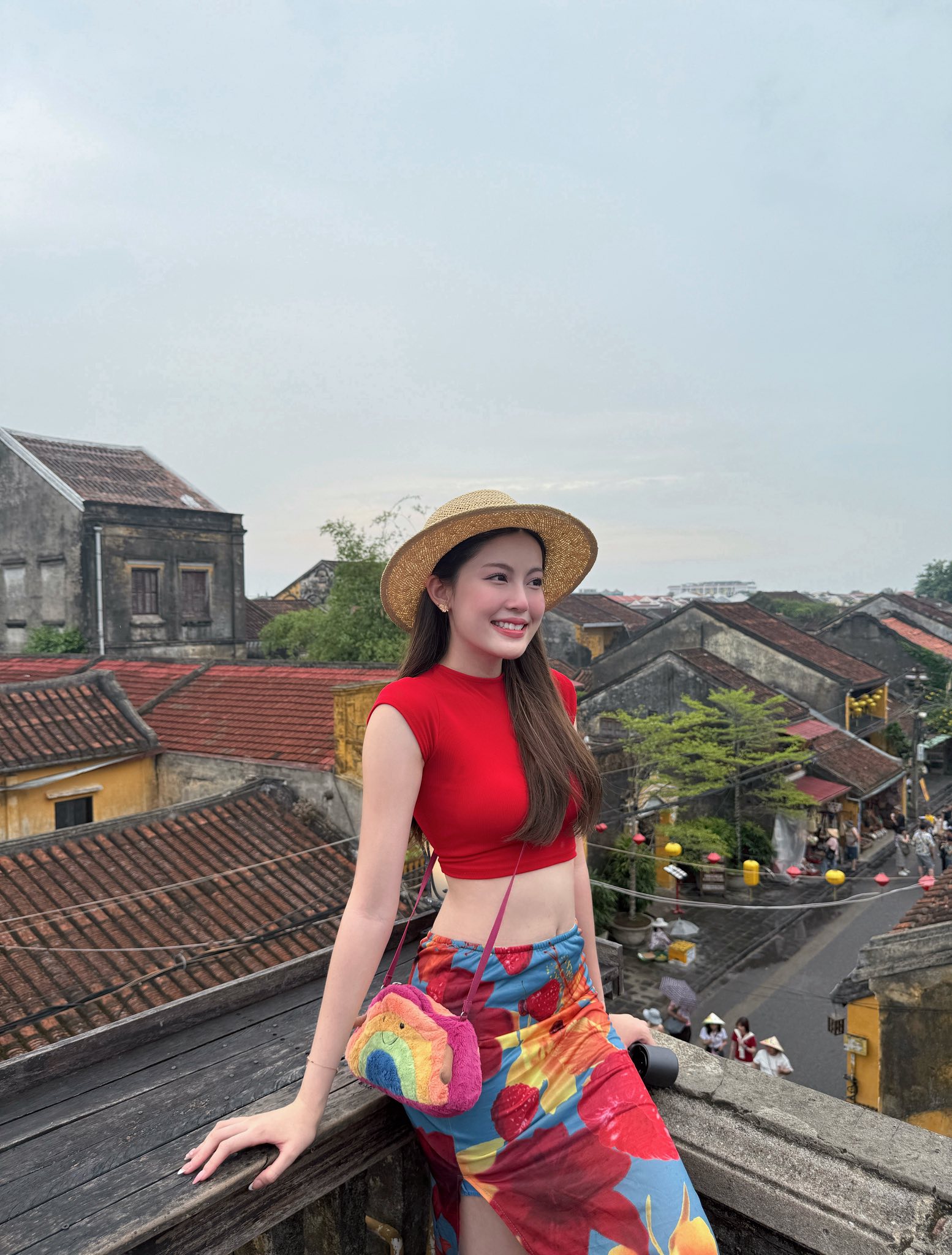 Hot girl Babyboo continuously shares stunning photos, making it hard for male fans to resist 3 50605559421362122568841056955866457452262723n 17523740789551169429330 1752394563992 17523945641291071292101