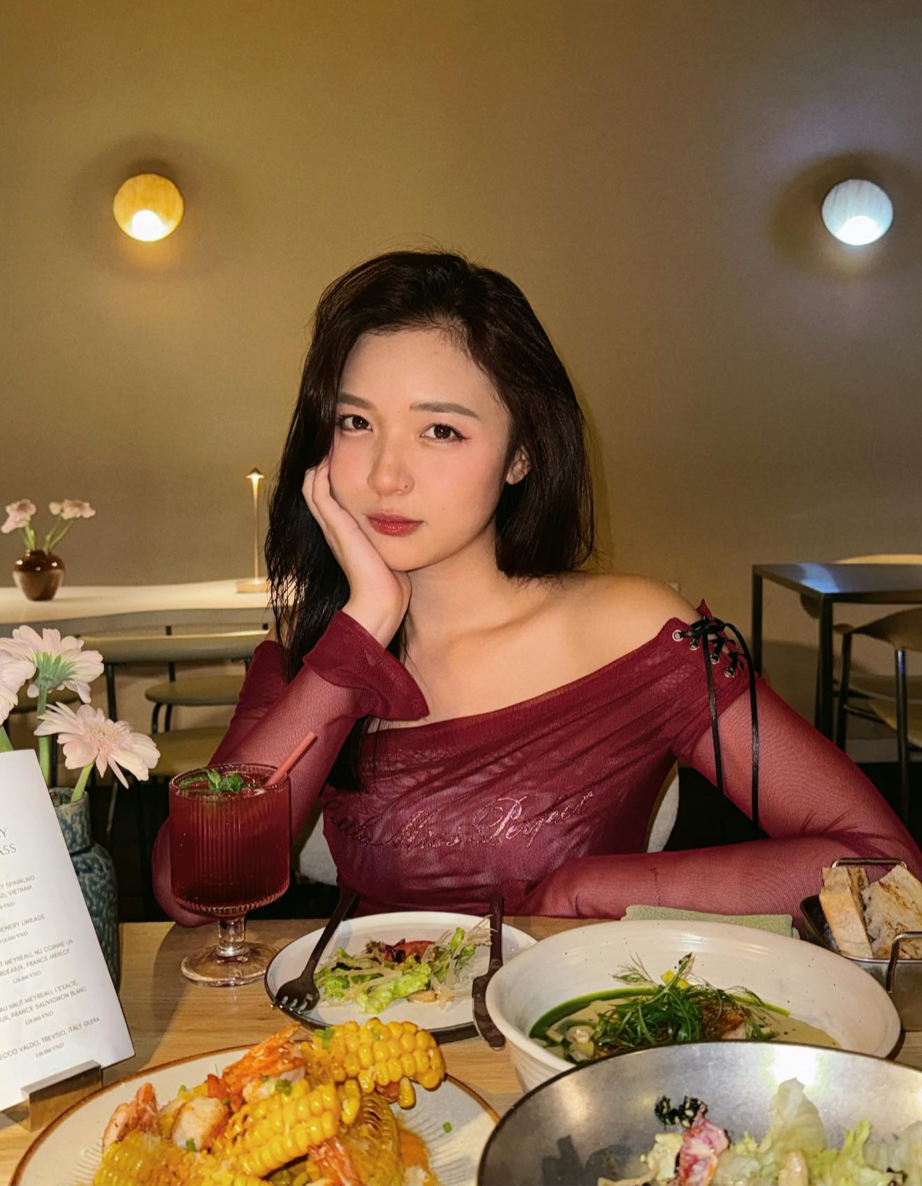 The Hottest Liên Quân Host Highlights the Disturbing State of a Segment of the Online Community 6 50864983710798162108764637922612418126954069n 1 1753153570450761347145 1753165115352 17531651155591617047525