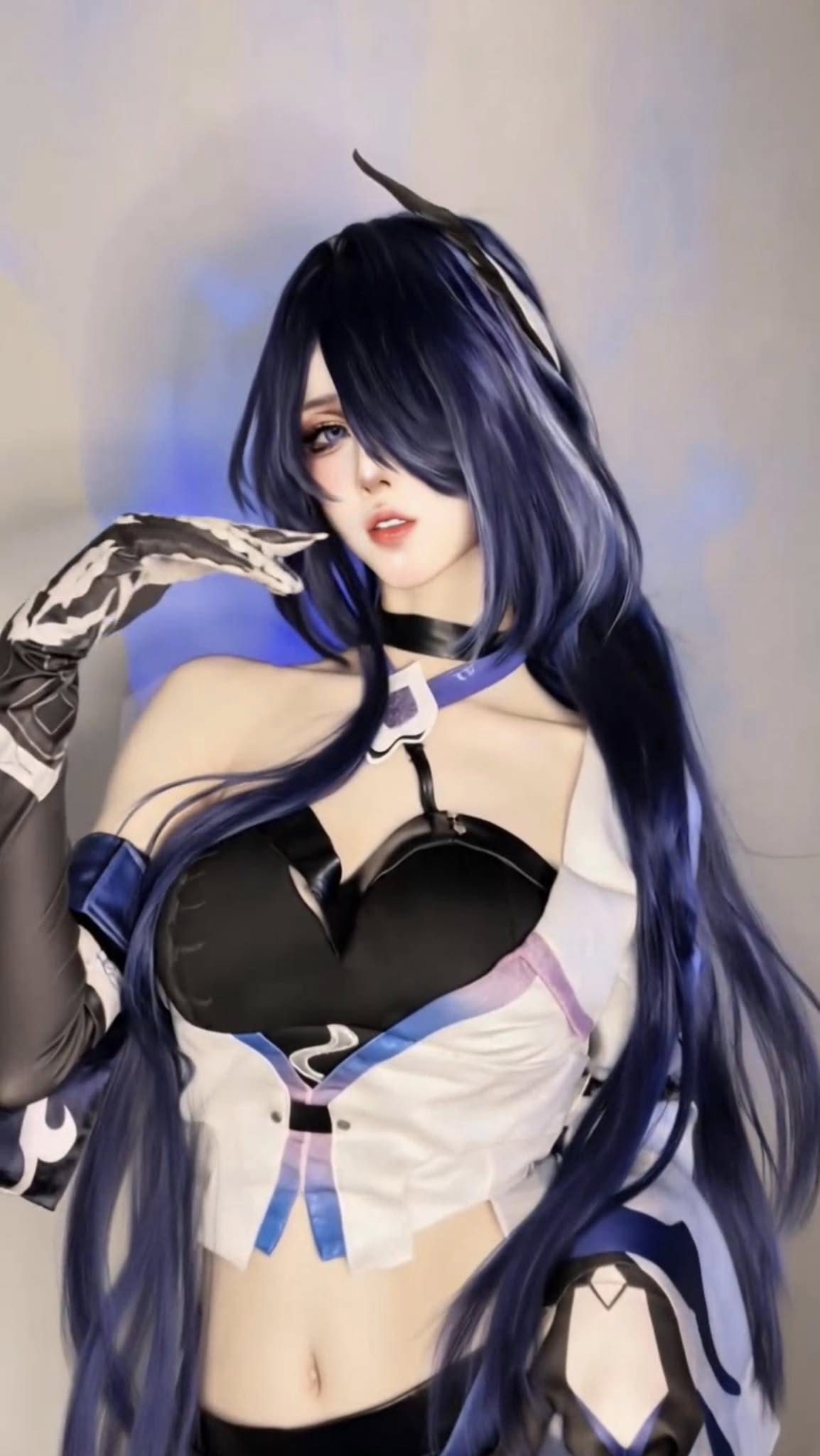 Impressive for being stunningly beautiful, captivating male and female fans, cosplayer laments about being flirted with by male fans 3 5088611001222025851521184832198588338062577968n 17512557400451174641556 1751257745064 1751257745623963409015