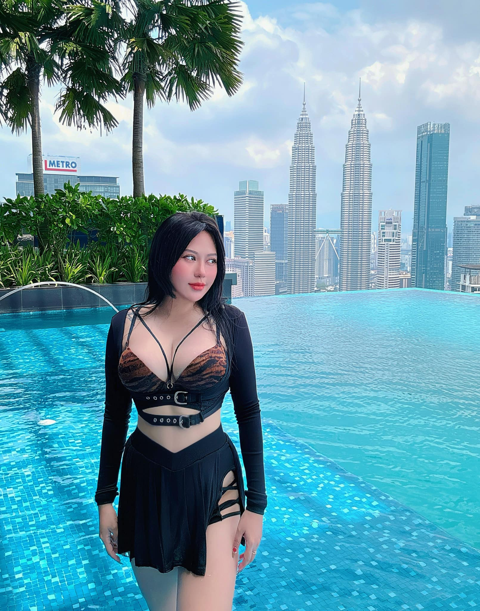 Jealous of "Hong Ti", hot girl reveals she has only dated... 2 times 8 photo 1740021760992 1740021761205300466681 1752121416087 17521214162281307952367 1752133512802 17521335130201173754492