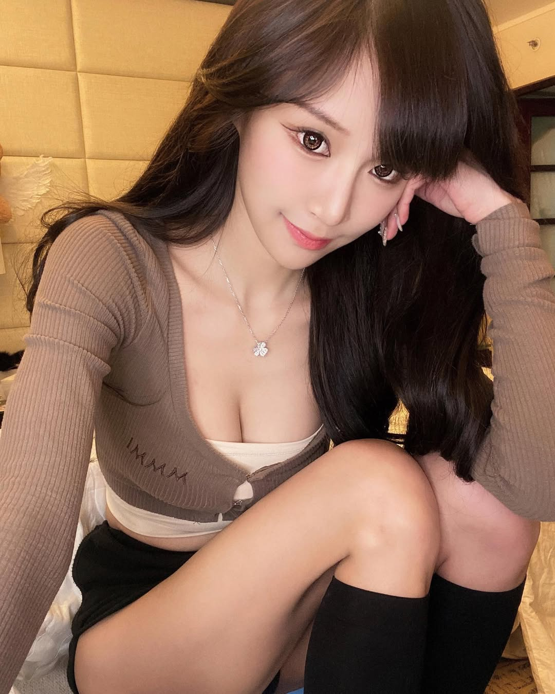 Caught in a Private Photo Leak Scandal with Ex-Boyfriend, This Female Streamer Becomes Even Hotter with a Surge in Followers 2 photo 1752561764426 17525617647121566981606 1752979153661 17529791537531737136547 1752982241705 175298224183439373301
