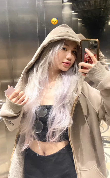 With a Beautiful Girlfriend, Arena of Valor Player's "Pressing Escape" Move Impresses Female Fans 3 screenshot 2025 07 07 102058 1751859721814878054746 1751862799056 1751862799181860755485
