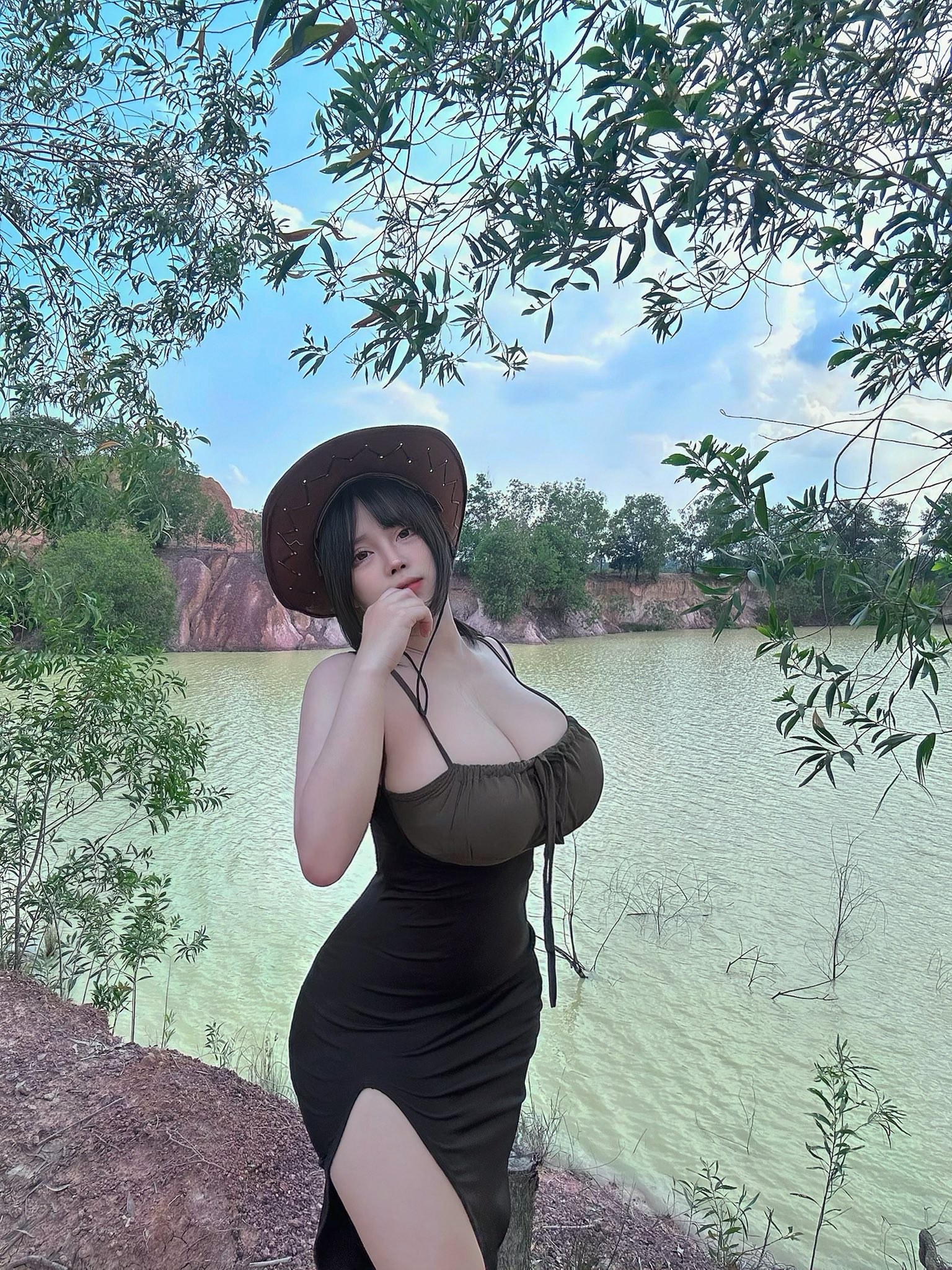 Bored of Writing Game Lesson Plans, Hot Girl Transforms into a Sexy Cowgirl 9 5267924001834152163830875457892505727268831n 1754379542868904167680 1754382049021 175438204912666844787