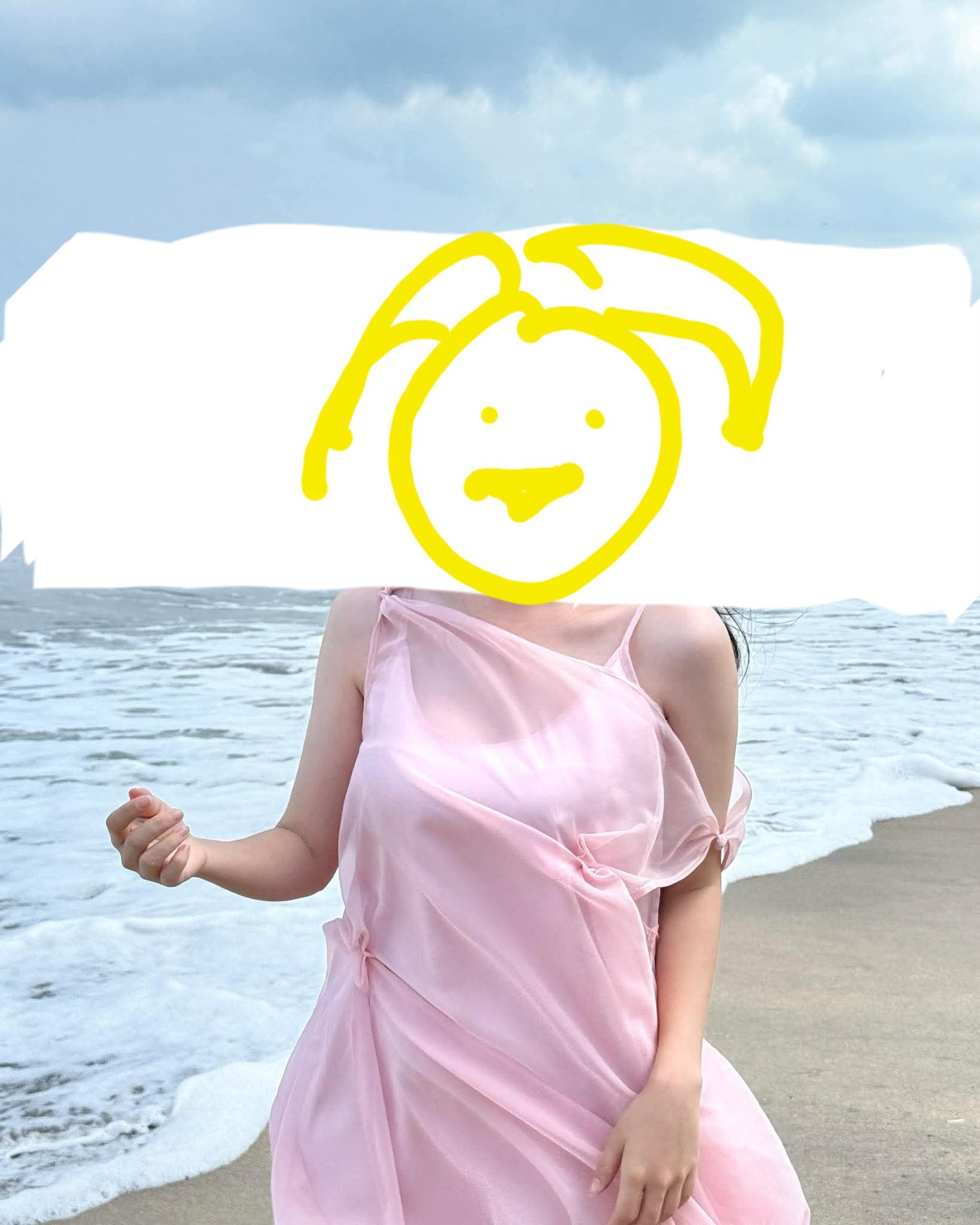 Hà "Mã Tấu" and the Storm of Meme Images: Has the Once-Hot Girl Turned Her Back on Fans? 8 53229198529378783330664792355049319762224521n 175609383969774471058 1756105122519 1756105122856343111441