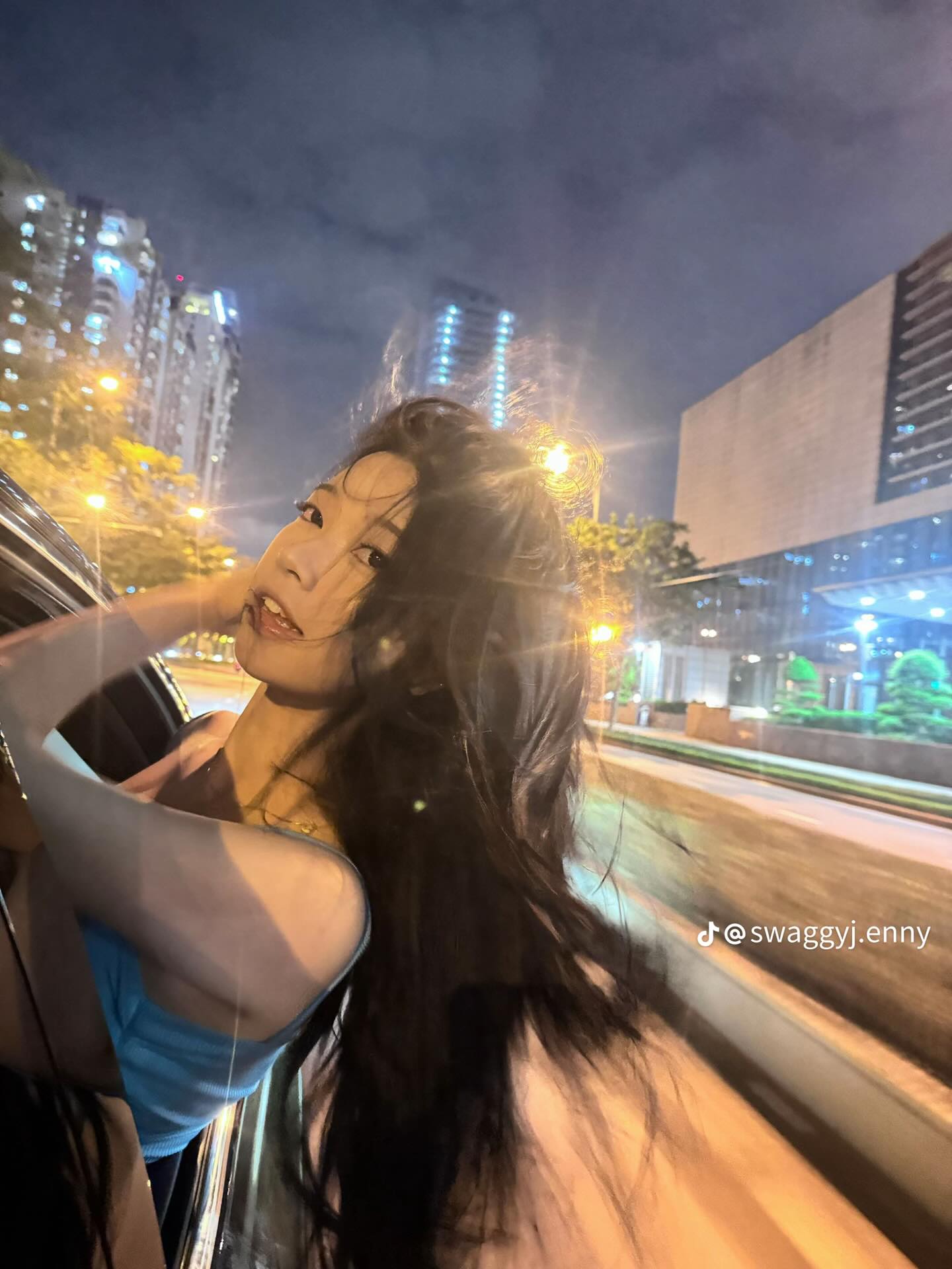 Despite Everything for the 'Insta Life', Gorgeous Girl with 1.4 Million Followers Takes Dangerous Action, Faces 'Report Storm' 3 537054734178662860374369016604082088155388300n 1755919825957570654321 1755935543682 175593554425911607439