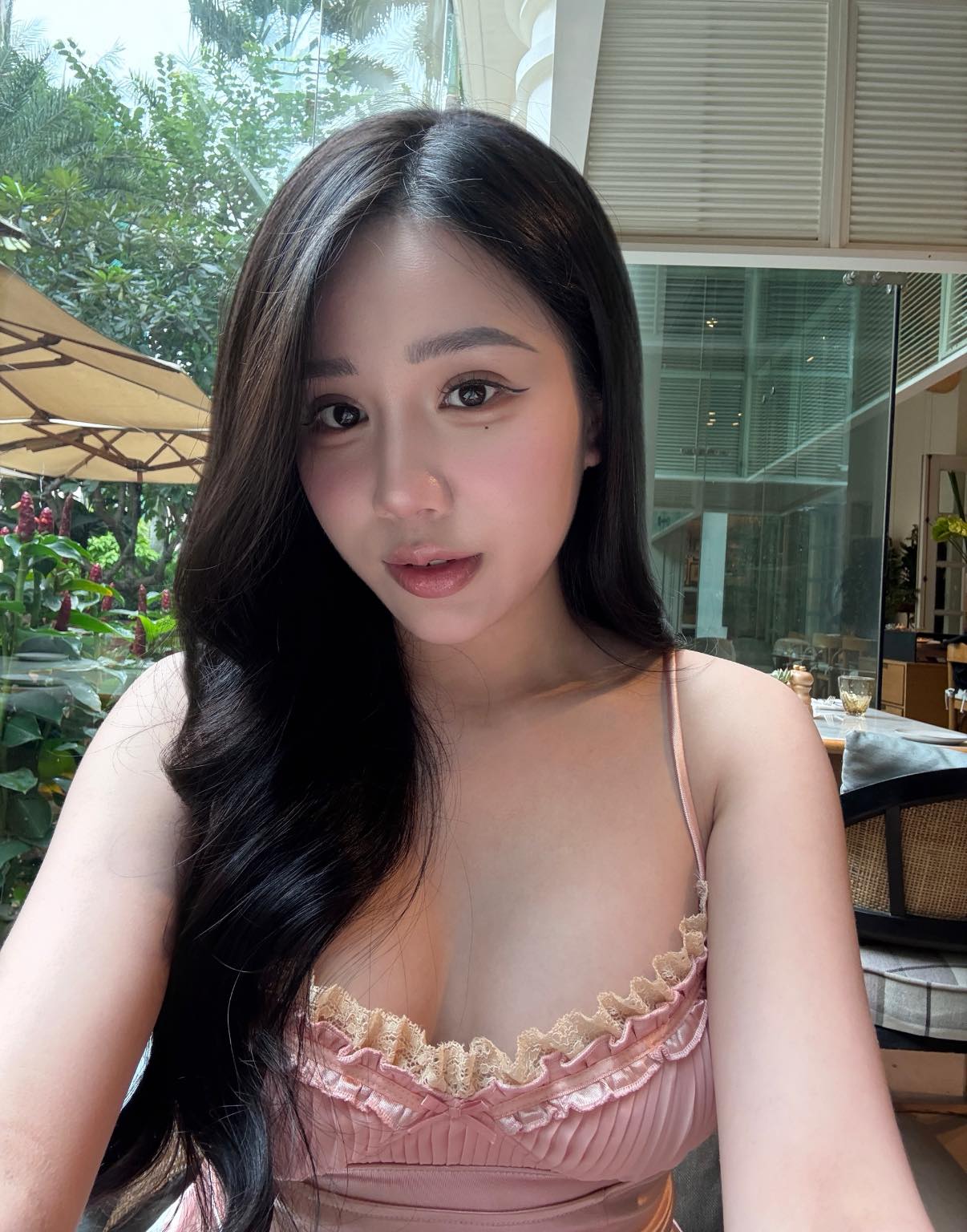 The Dreamy Life of the Gaming Community's "Rich Lady" Yogurt: Regularly Showcasing Her "Perfect" Body That Leaves Viewers in Awe! 8 53918620719737442801273865036034310093653829n 1756199641063859139885 1756262127064 17562621272771867743177