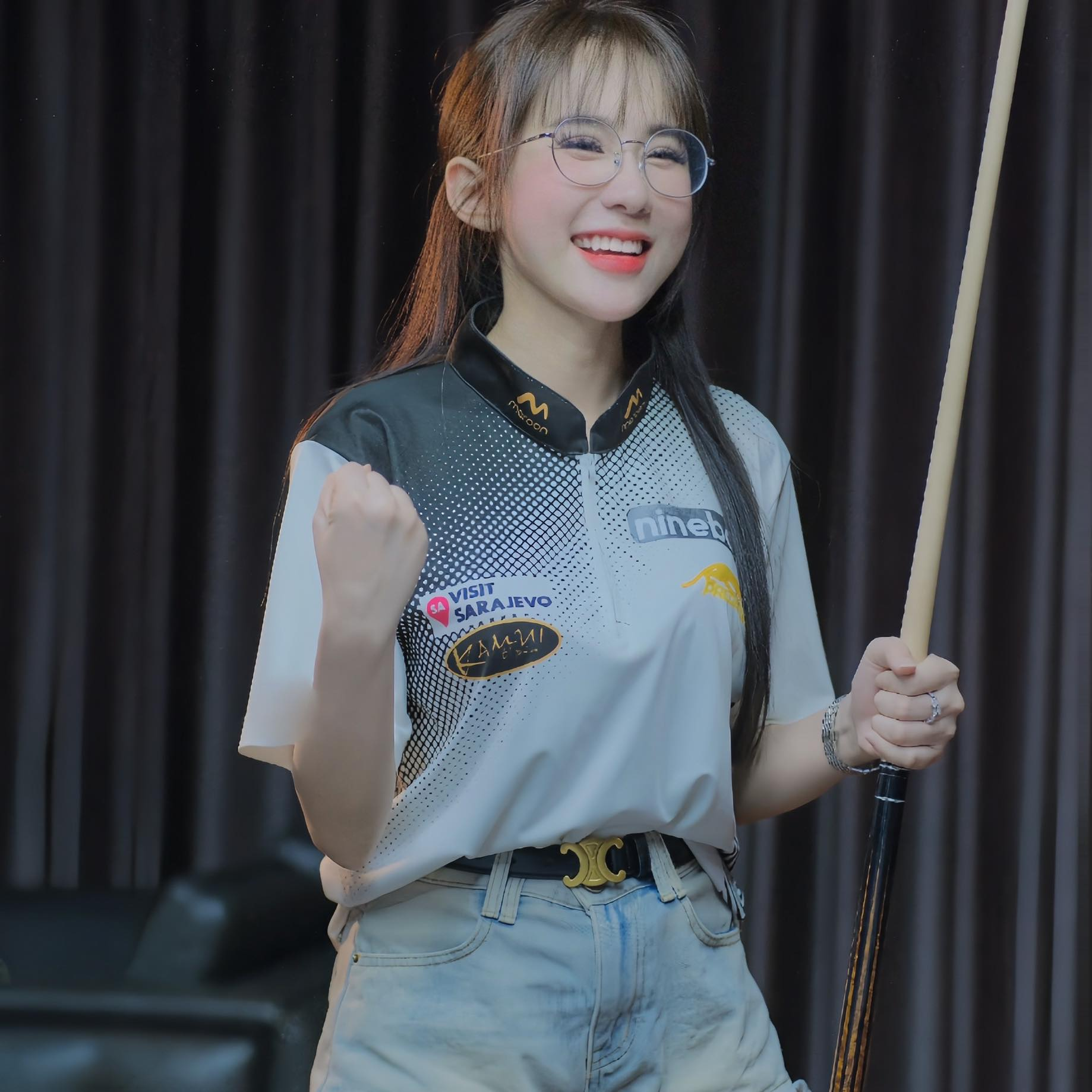 The Billiards 'Goddess' Captivates with Her Stunning Beauty and Engaging Content! 2 photo 1727831028507 17278310290361922877016 1754105660722 17541056609012114870813 1754131694631 1754131694826151432042