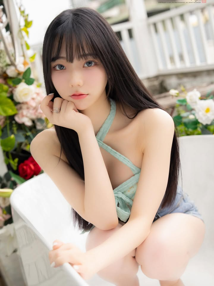 For three consecutive years in the top 100 hottest girls, this sexy lady unexpectedly "leaves the game" for shocking reasons 2 photo 1755590912532 17555909128091617295300 1755662357765 17556623584821272201221 1755667636180 1755667636388189569566