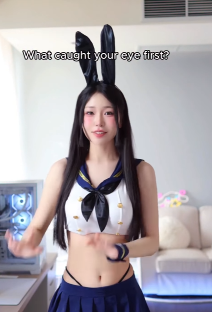 Showcasing the Eye-Catching Chun-Li Cosplay: Can the Female Cosplayer with Hundreds of Thousands of Followers Dethrone Lê Bống in Fans' Hearts? 3 screenshot 2025 08 14 141253 175515696017017317946 1755158584902 17551585851831473625223
