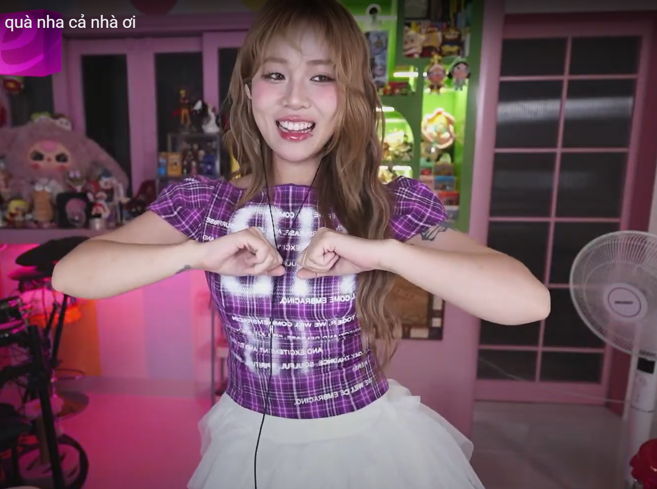 MisThy Sacrifices Her Image, Grits Her Teeth to Face a "Nightmare" Challenge on Air 2 During the livestream, MisThy was extremely playful while performing the dance challenge.