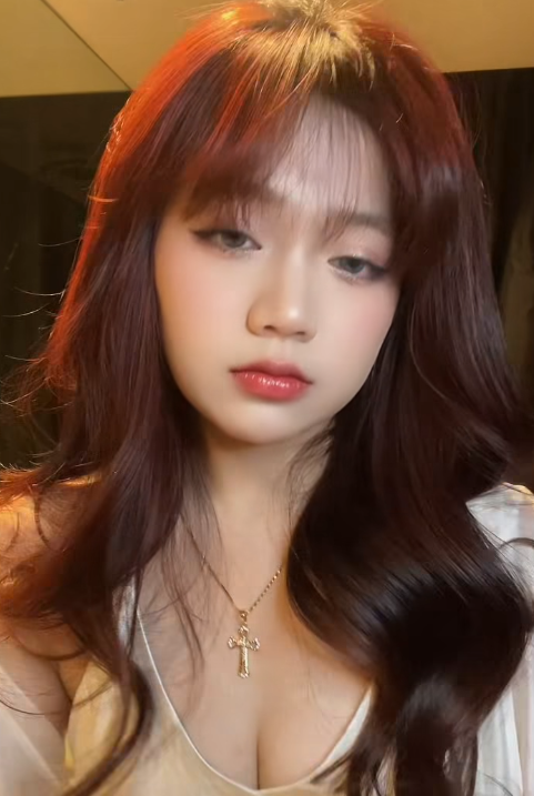 It's Hard to Ignore the 15-Second Video of Bao Han Helia, Stunning Looks and Magnetic Presence! 4 screenshot 2025 08 29 104206 1756438973136119903635 1756441019311 17564410196321327199253