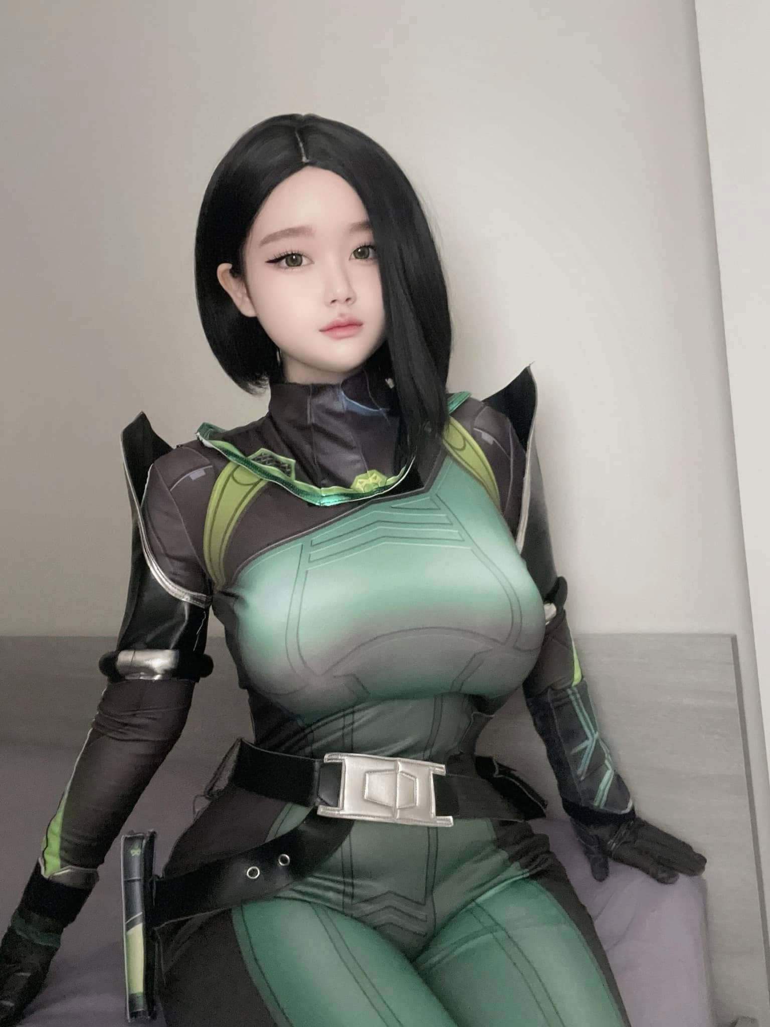 With a Cherubic Face, This Coser Stuns with Bold Cosplay 4 4819954576577426600058583758631191389925465n 17589511523222095693243 1759020306171 1759020306388285941761