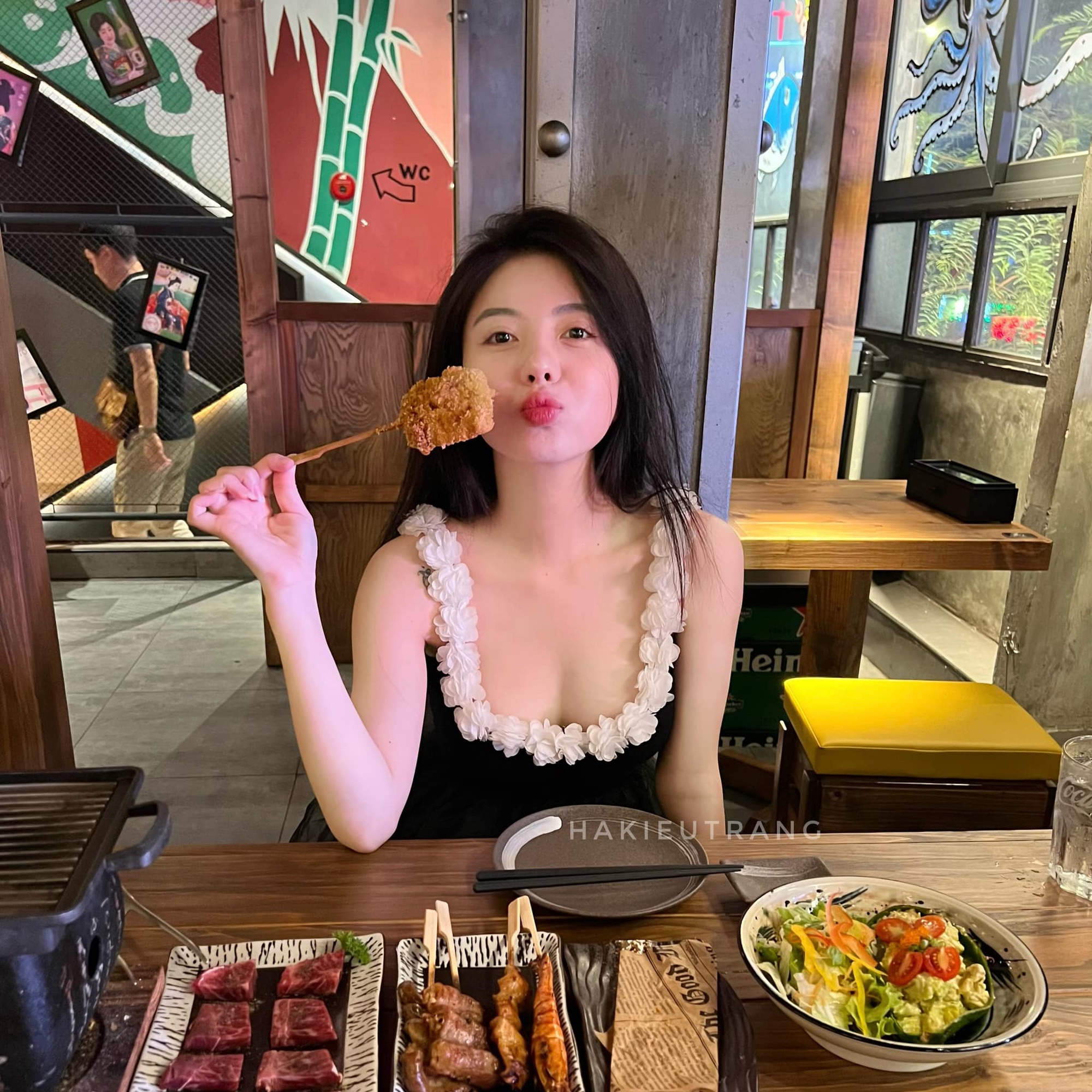 Streamer Trang Chuối Reveals Private Photos, Confesses "I Can't Accept Myself" 6 48472001739388483930249181277828118574308690n 17569572375061046086134 1756960471880 1756960472081862776159