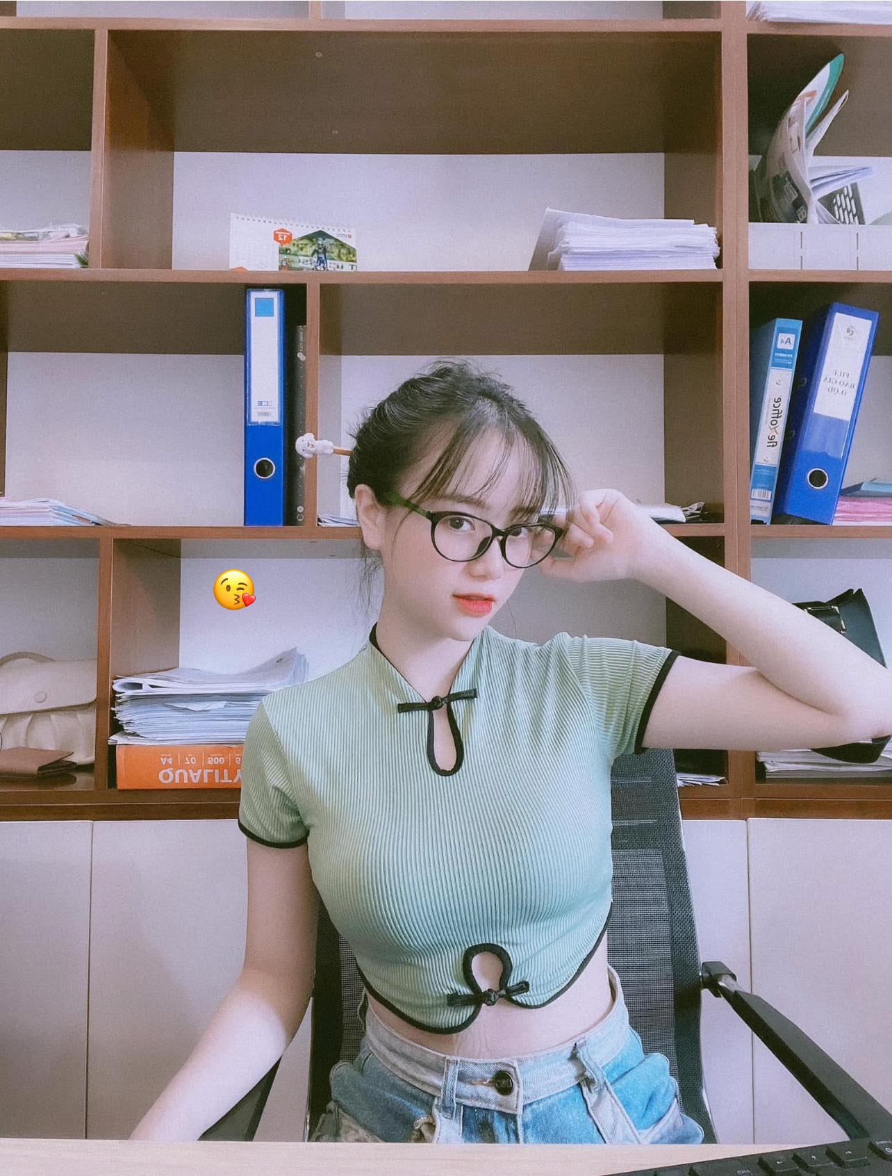 Mai Linh Zuto Shows Off Her Natural Look, Fans Are Amazed 8 536437957242048365391972867558161663785506552n 1757564037979647732690 1757576509757 17575765101222020975282