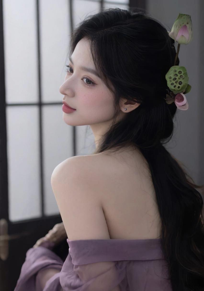 The Stunning Comeback: Streamer Chi Cu Cai Shocks with Heavenly Profile View! 4 54168177941603675309502935668871602067007842n 17567162255431817034660 1756784798004 1756784798128147414644