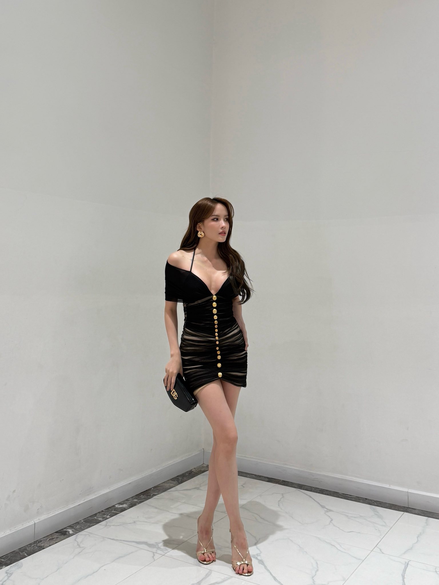 Ex of VALORANT Hot Boy Gets More Confident, Flaunting Her Figure with a Nonchalant Style 10 54890385813137623101200311141419562150129804n 1758173959938136017800 1758188932709 17581889329801661681194