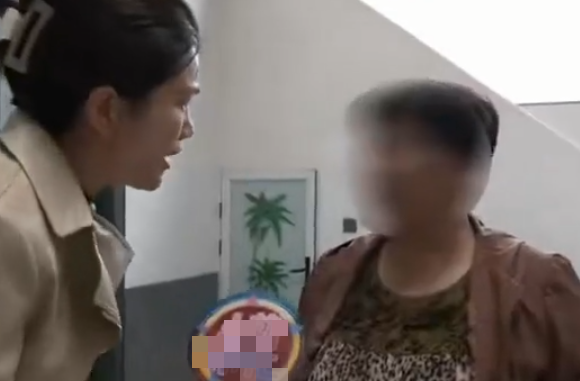 Burning Millions for a Female Streamer, 62-Year-Old Man Regrets and Cries Apologizing to His Wife After Being Discovered 3 edit screenshot 2025 09 25 112357 1758774374802661912291 1758782413925 17587824142091595063256
