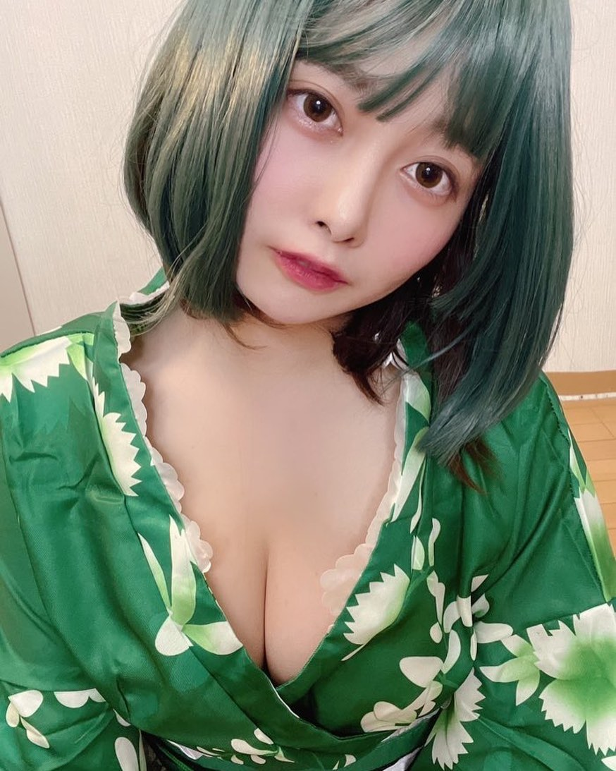 YouTuber Sparks Controversy While Gaming in an Onsen, Criticized for Attention-Seeking Stunts 6 photo 1758703206658 1758703207659347688917 1758703498701 17587034999681021035054 1758858678307 175885868251489783163