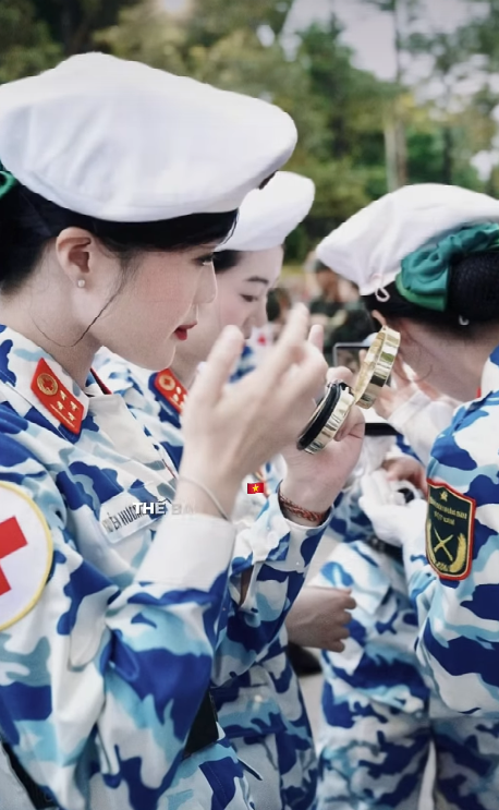 The Introverted Military Girl Who Captivates the Online Community with Her Charisma! 5 screenshot 2025 09 03 153135 17568906843551195152057 1756893985199 17568939854541861207644