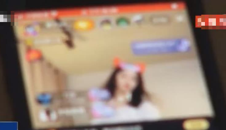 Betrayed by a Female Streamer, Guy Exposes Her 1 He did not hesitate to spend millions to maintain his position as the number one fan of the female streamer.