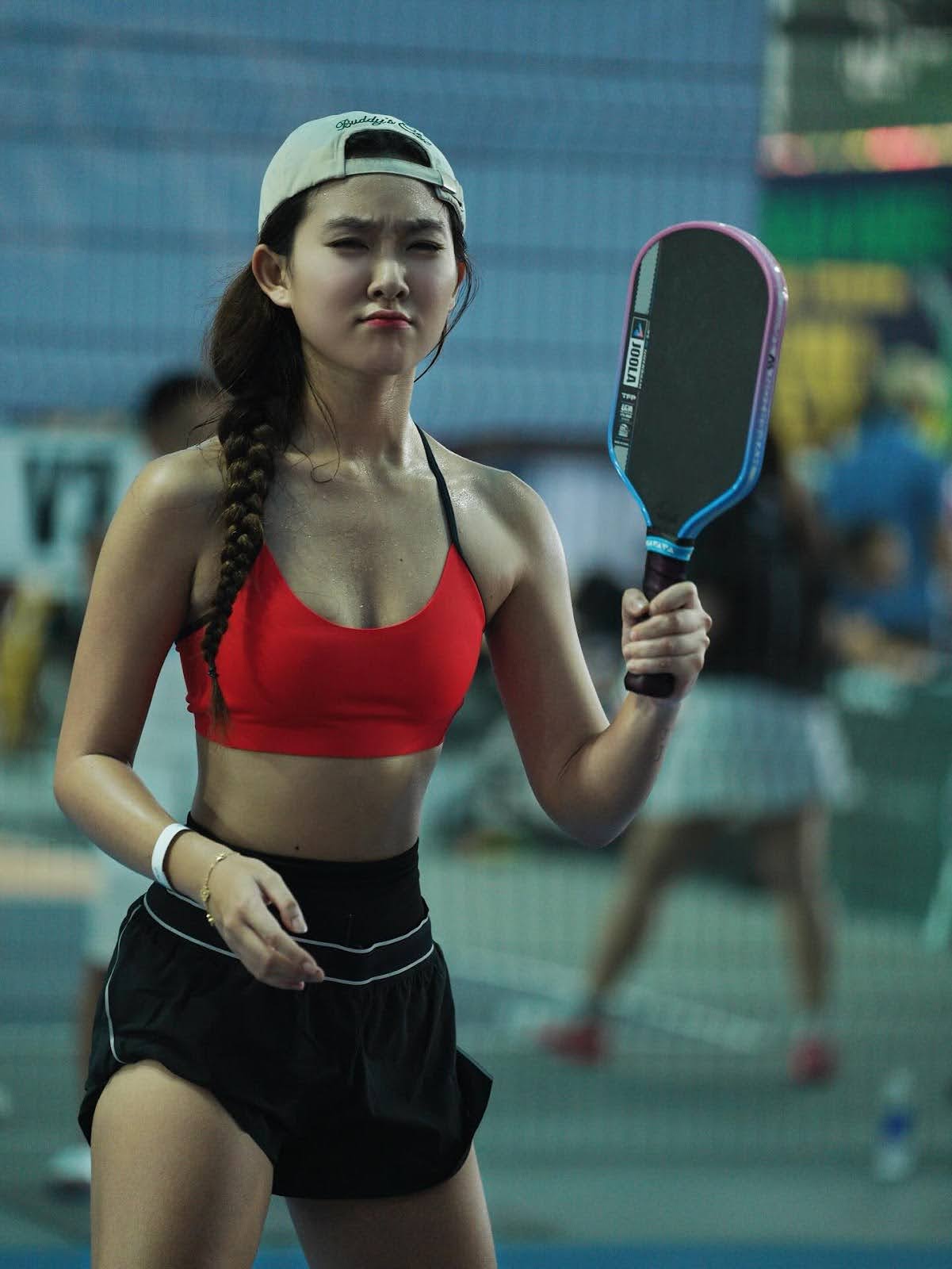 Hot girl pickleball transforms into a captivating muse 8 Cute moment on the pickleball court