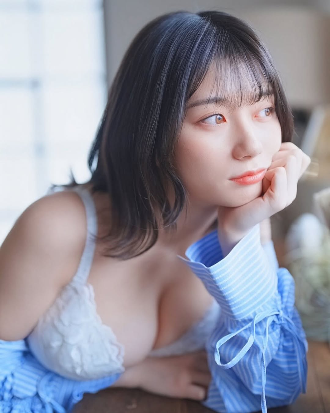 Being Overly Friendly with Fans, the "Once in a Thousand Years" Hot Girl Scores Unexpected Points, Follows Surge Rapidly 1 photo 1751527559877 17515275602321894105132 1751861166488 1751861167819374357660 1751865786313 17518657877361744551363