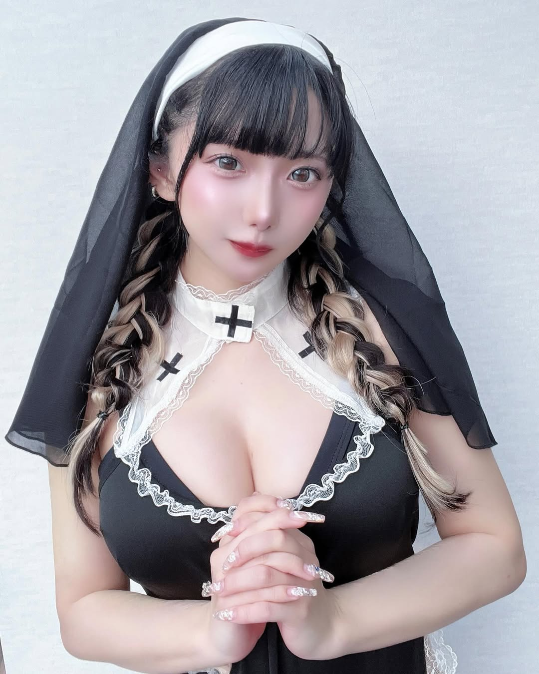 Spending over 100 million to buy a "day" with an idol hot girl, young man heartbroken by the outcome 1 photo 1760597221469 1760597221869387158370 1760597381852 1760597382803242947742 1760757509998 1760757510303964824835