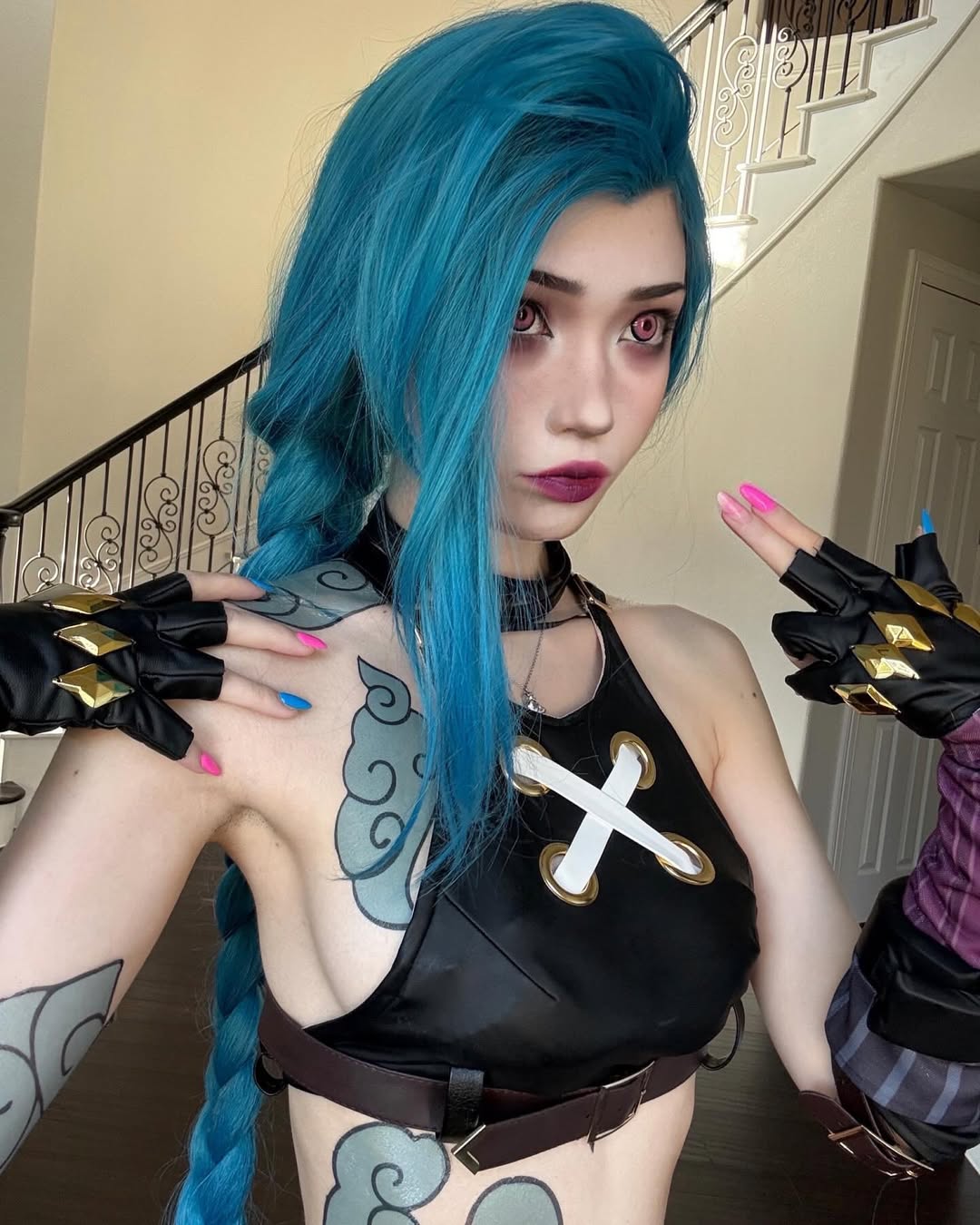 Streamer with Millions of Fans and "Anime-like Beauty" Surprised by Groping Incident at TwitchCon 6 photo 1760871069558 17608710696951341311015 1761639392784 17616393931491857859628