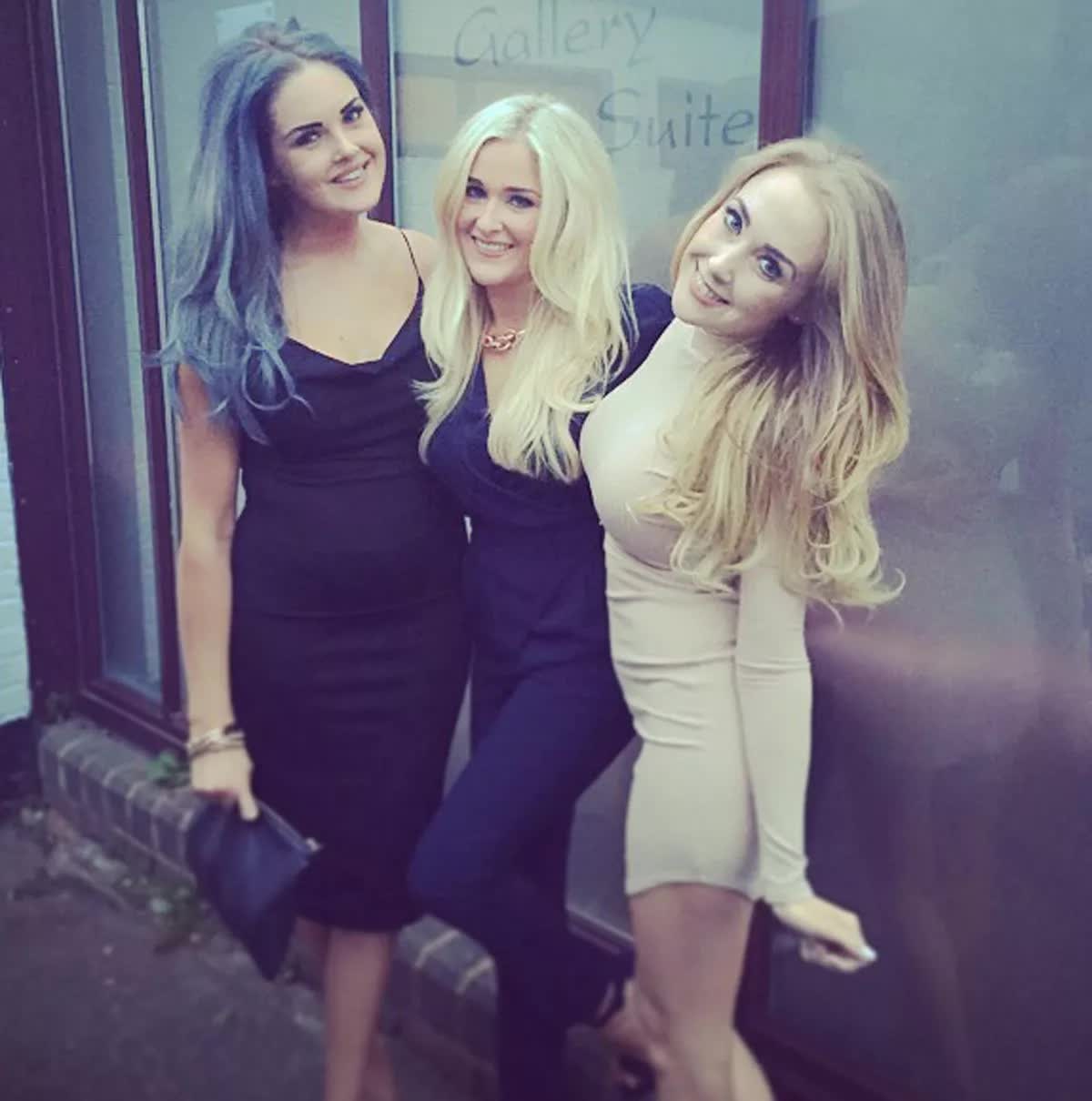 selfie sisters lucy sophie and stacey 1762158811063 17621588115591173748952 1762158852487 17621588534562136812665 1762228128108 17622281282662080931211